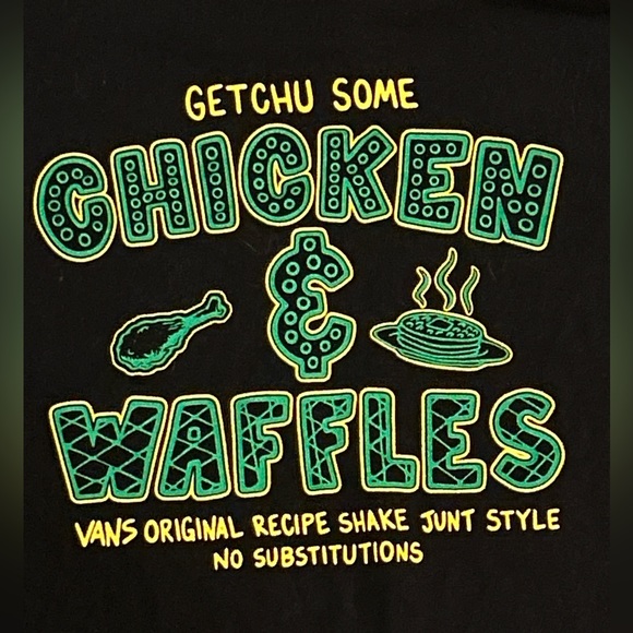 Vans and shake junt colab graphic t shirt - Picture 4 of 4